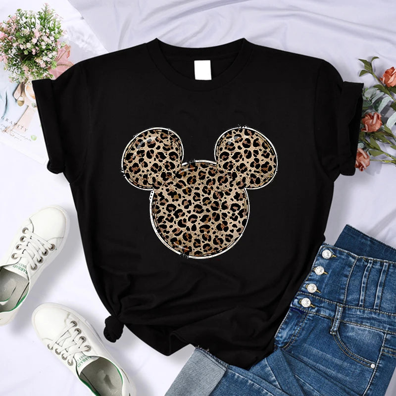 Camiseta Mickey e Minnie Mouse