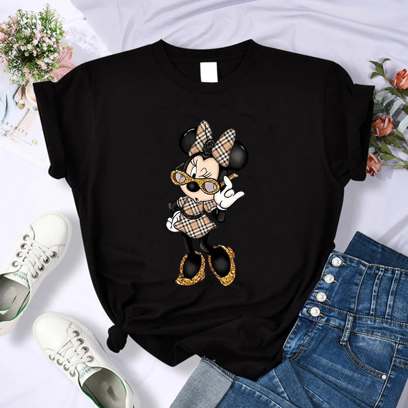 Camiseta Mickey e Minnie Mouse